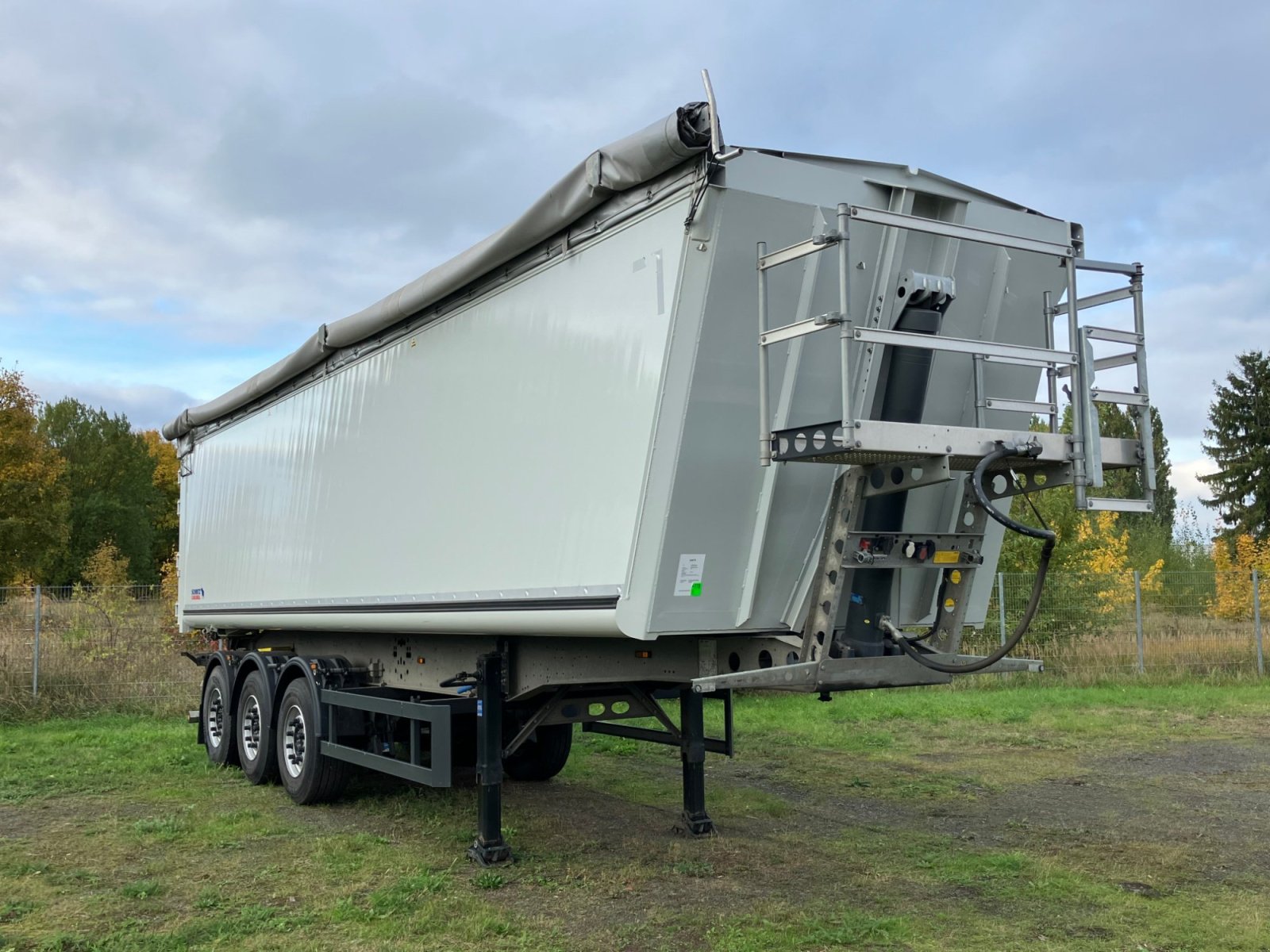 Kipper of the type Schmitz Cargobull SCHMITZ CARGOBULL | SATTELKIPPER | 2023 | KOMBITÜR | LIFT | 50m³, Gebrauchtmaschine in Lingen (Ems) (Picture 5)